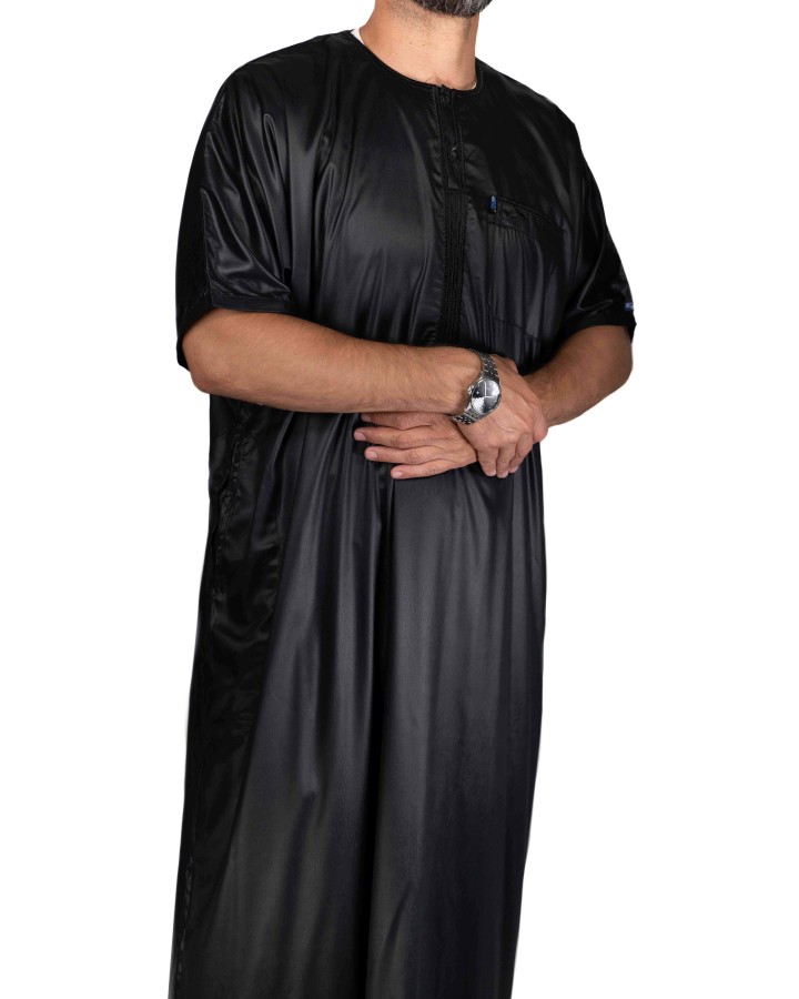 Qamis Ikaf Noir - Tissu satiné - Manches courtes