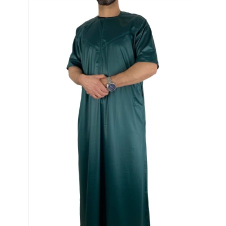 Emirati Qamis manga curta verde garrafa - Satiné Precious