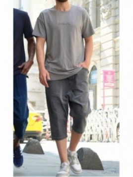 Bermudas em ganga elástica...