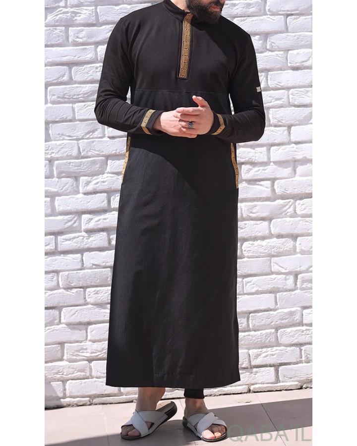 Qamis Long Eminence - Noir broderie Doré - Qabail