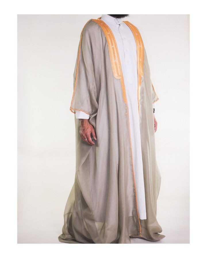 Tortora chiaro Saudi bisht